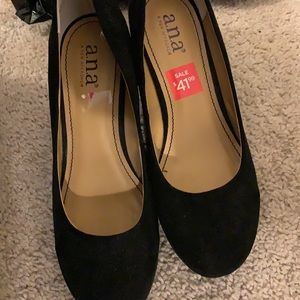 Black faux suede wedges closed toe size 7.6